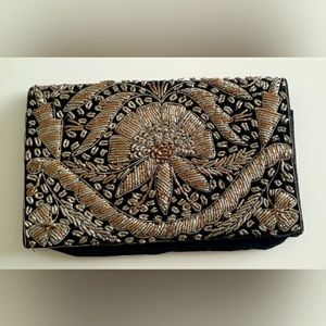 VINTAGE CLUTCH BAG HAND EMBROIDERED IN INDIA
